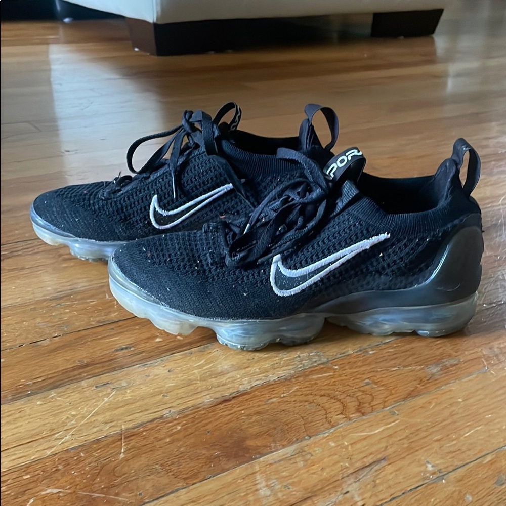 Nike Black VaporMax Flyknit Shoes